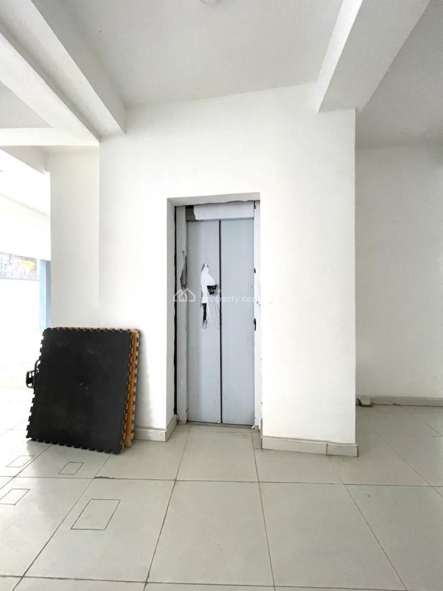 Beautiful 2 Bedroom Apartment Within a Serene Neighborhood, Ologolo, Lekki, Lagos, Flat / Apartment for Sale