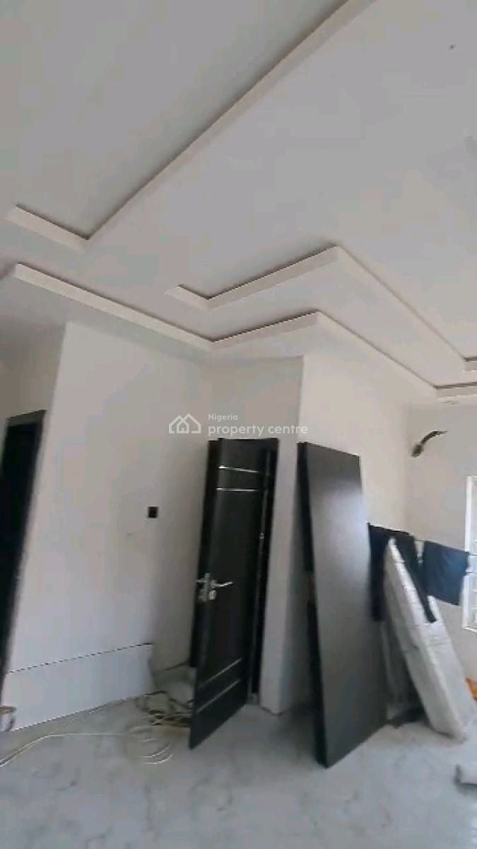 Executive 2 Bedroom Flat, Johnson Bus Stop, Pedro, Gbagada, Lagos, Flat / Apartment for Rent