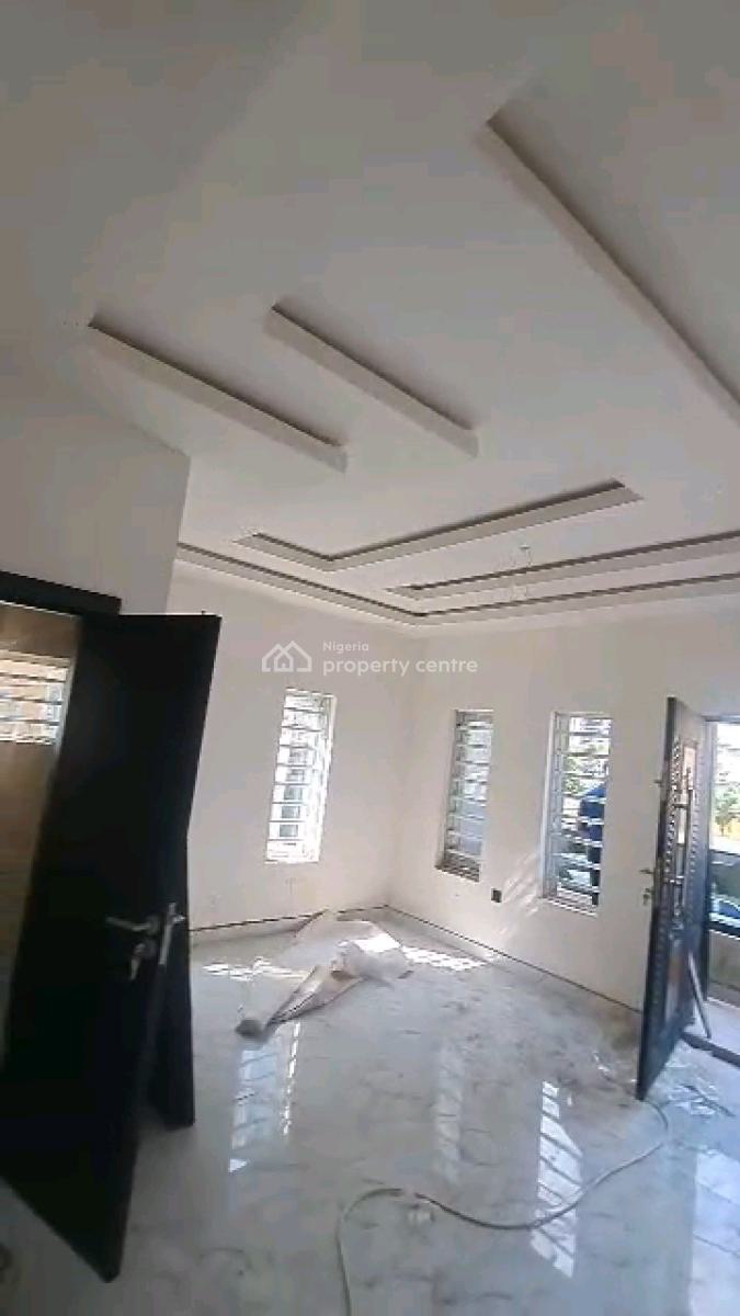 Executive 2 Bedroom Flat, Johnson Bus Stop, Pedro, Gbagada, Lagos, Flat / Apartment for Rent