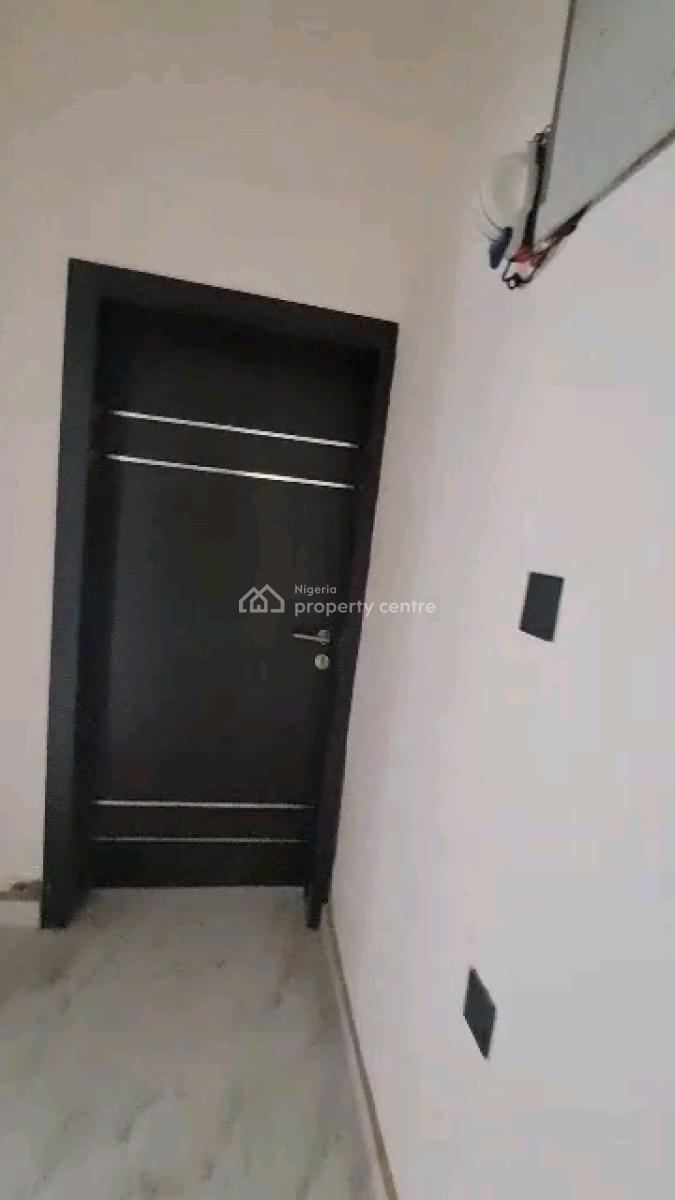 Executive 2 Bedroom Flat, Johnson Bus Stop, Pedro, Gbagada, Lagos, Flat / Apartment for Rent