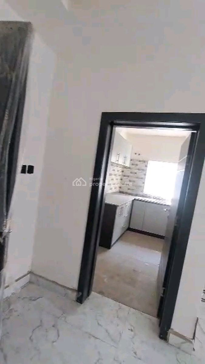 Executive 2 Bedroom Flat, Johnson Bus Stop, Pedro, Gbagada, Lagos, Flat / Apartment for Rent