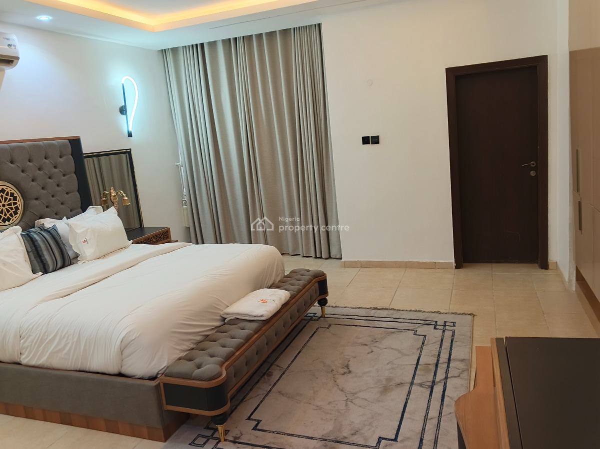 Fully Furnished and Serviced 3bedroom Apartment at Maitama, Ministers Hills, Maitama District, Abuja, Flat / Apartment Short Let