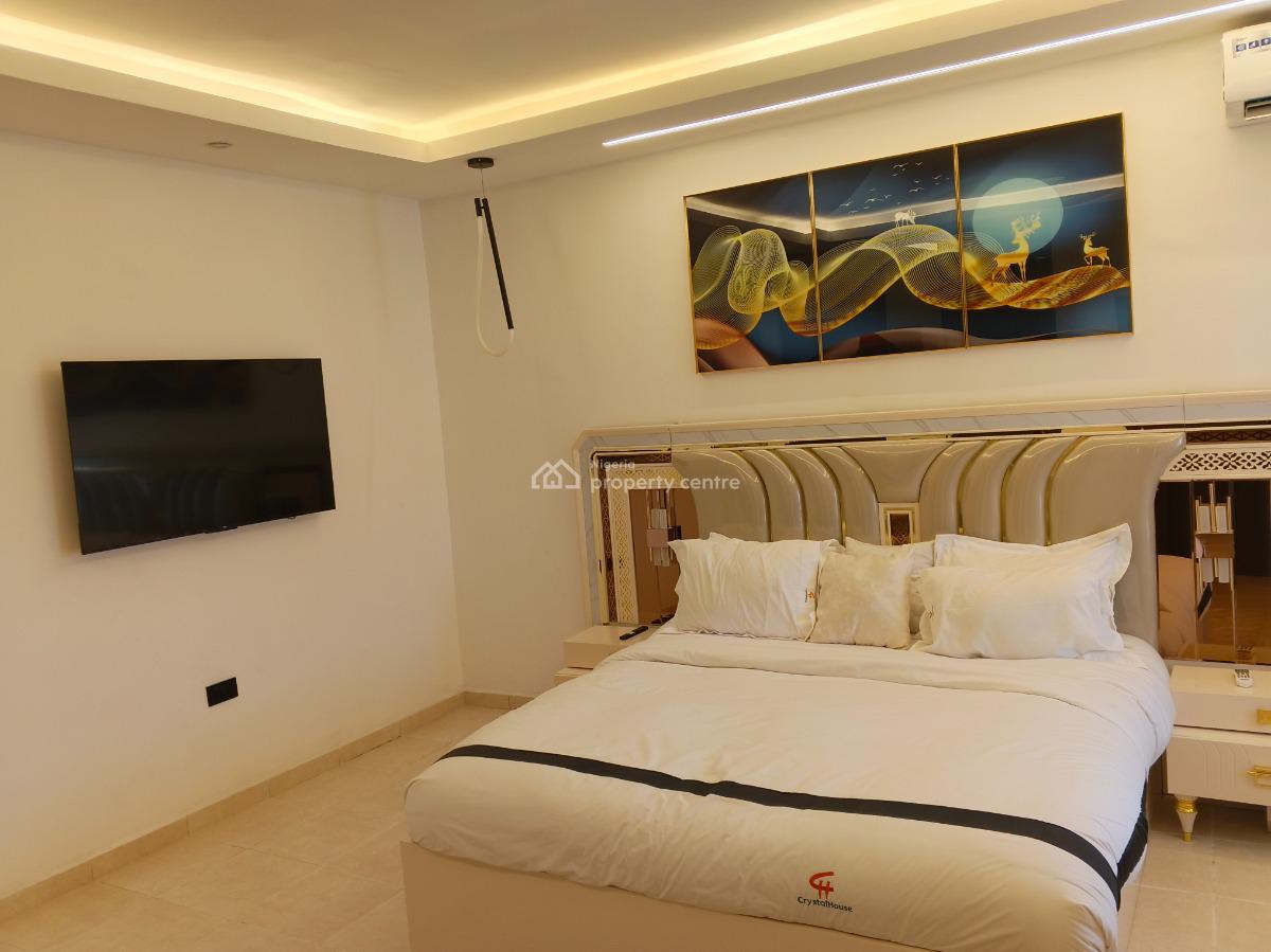 Fully Furnished and Serviced 3bedroom Apartment at Maitama, Ministers Hills, Maitama District, Abuja, Flat / Apartment Short Let