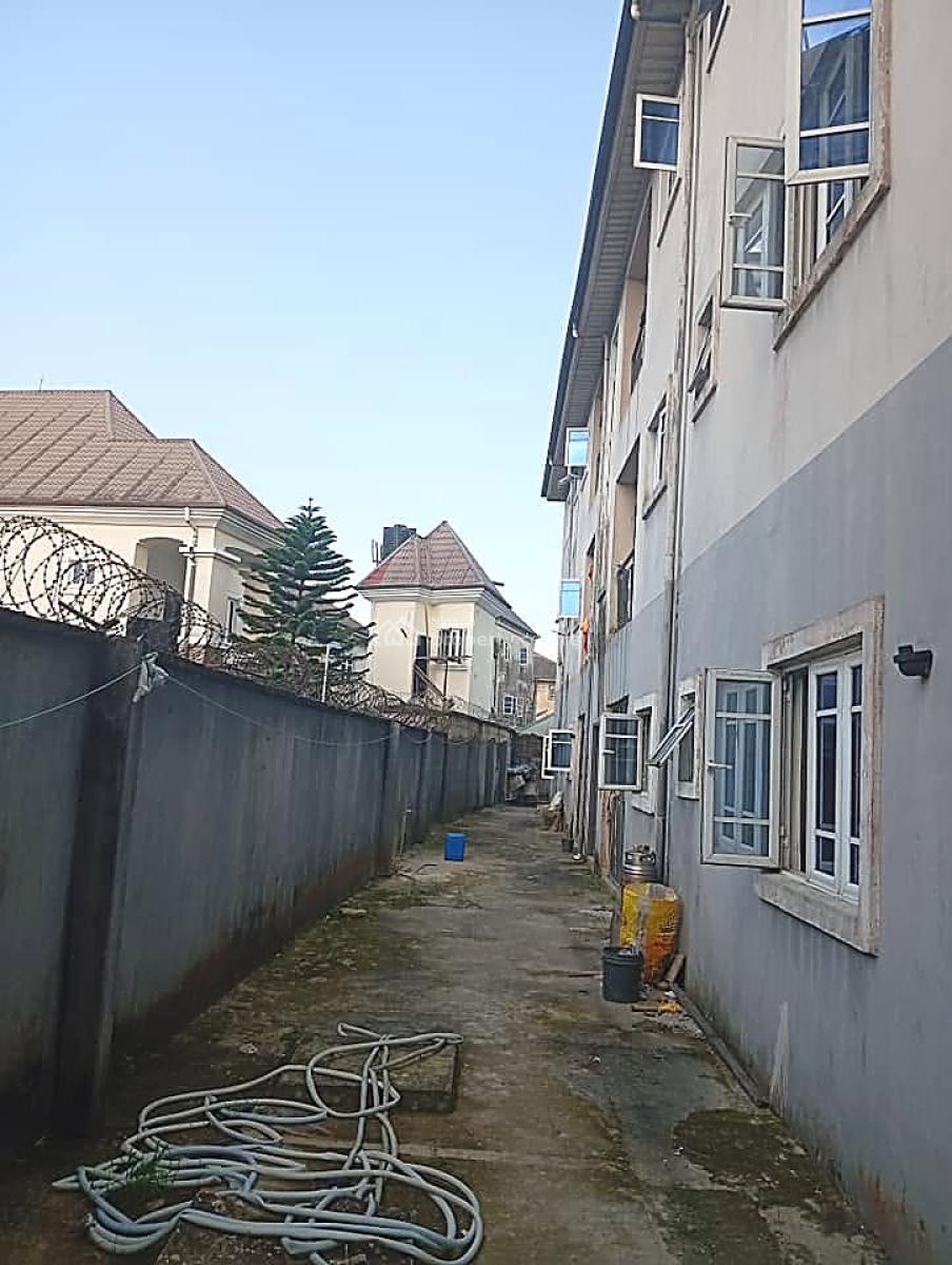 Mini Estate of 21 Flats, Aker Road, Rumolumeni, Port Harcourt, Rivers, Block of Flats for Sale