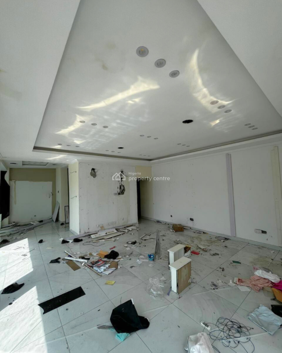 Commercial Space 230sqm, Lekki Phase 1, Lekki, Lagos, Office Space for Rent