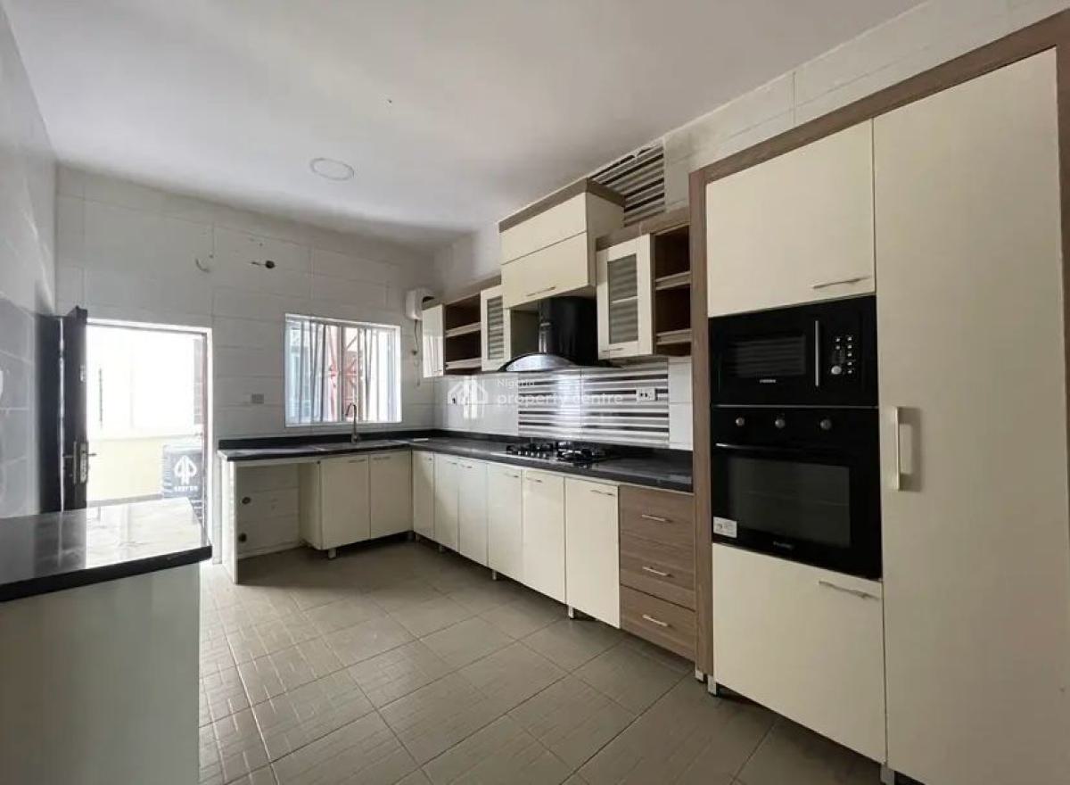 4 Bedroom Semi-detached Duplex in a Self Compound, Chevron, Lekki, Lagos, Semi-detached Duplex for Rent