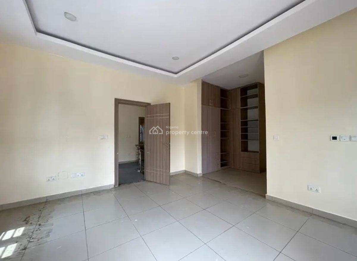 4 Bedroom Semi-detached Duplex in a Self Compound, Chevron, Lekki, Lagos, Semi-detached Duplex for Rent