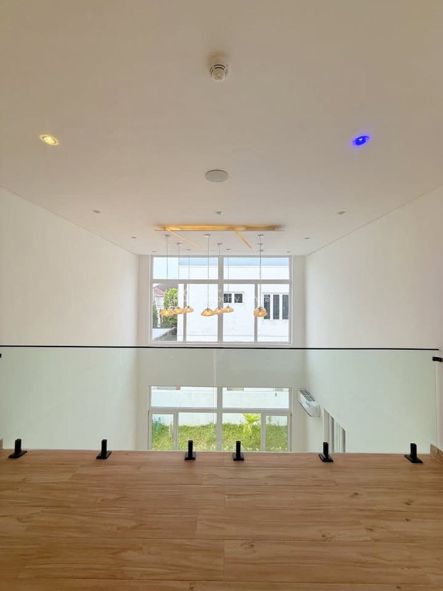 Spacious 5bedroom Fully Detached House with Pool, Osapa London, Lekki, Lagos, Detached Duplex for Sale