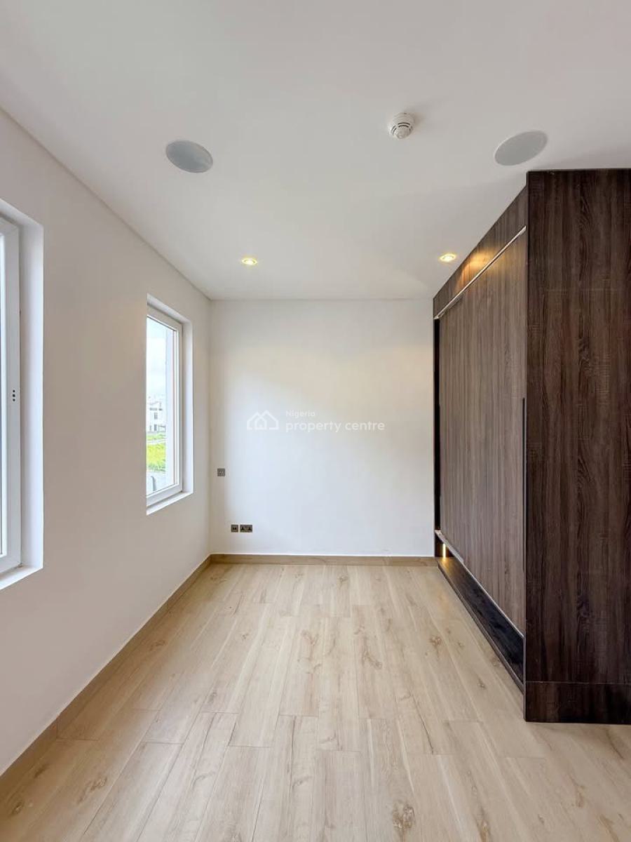 Spacious 5bedroom Fully Detached House with Pool, Osapa London, Lekki, Lagos, Detached Duplex for Sale