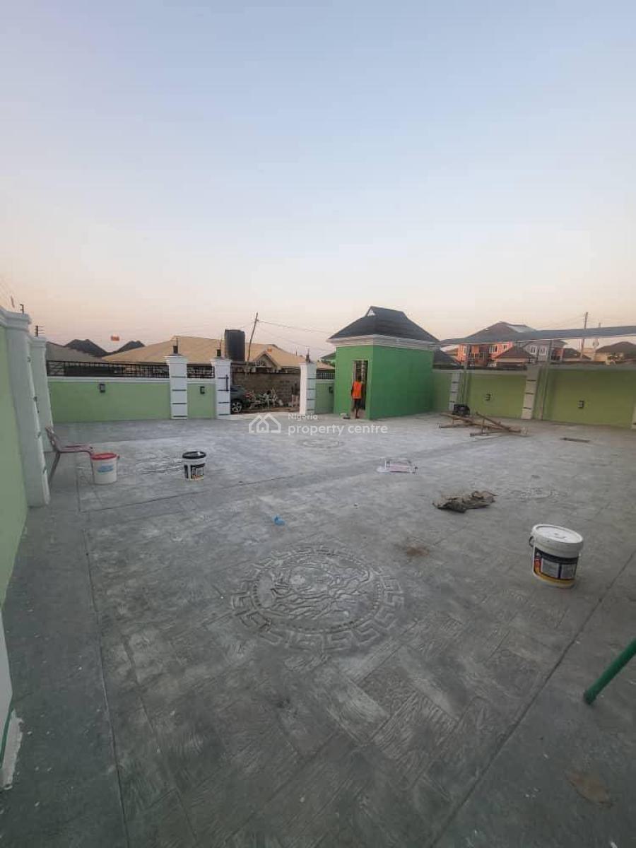 Luxury 3bedroom Bungalow with Luxury Facilities, Niyi Ishola Estate,akuru, Elebu, Ibadan, Ibadan, Oyo, Detached Bungalow for Sale