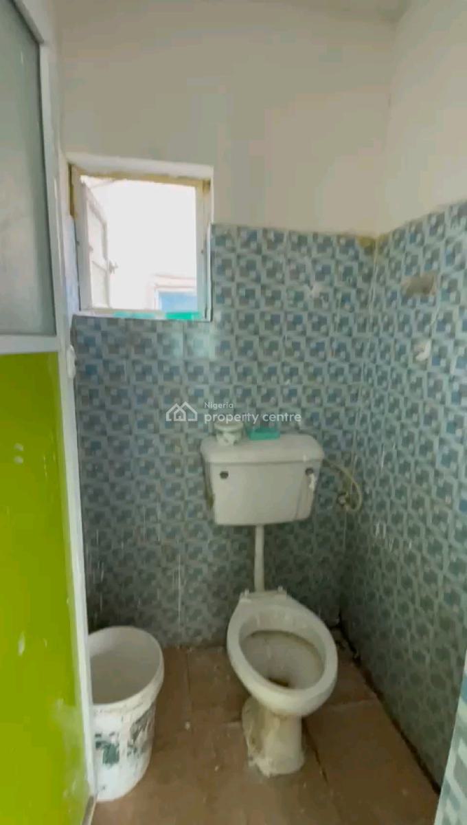 a Relatively New and Decent Room Self Contain, Upstairs, Akoka, Yaba, Lagos, Self Contain (single Rooms) for Rent