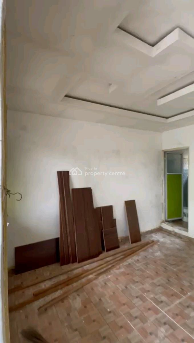 a Relatively New and Decent Room Self Contain, Upstairs, Akoka, Yaba, Lagos, Self Contain (single Rooms) for Rent