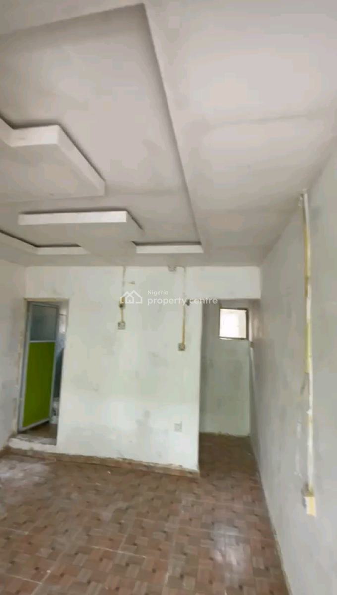 a Relatively New and Decent Room Self Contain, Upstairs, Akoka, Yaba, Lagos, Self Contain (single Rooms) for Rent