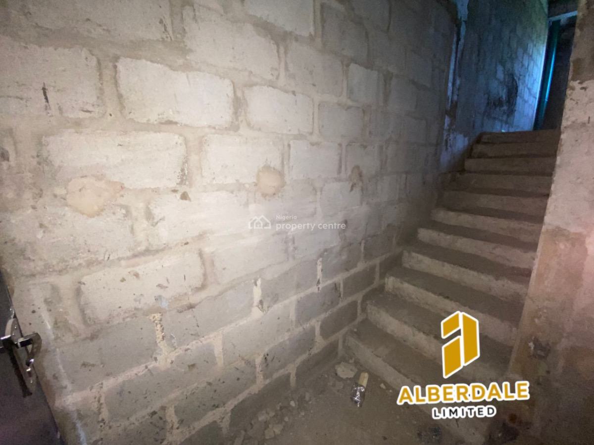 4-bedroom Terrace Duplex, Medina, Gbagada, Lagos, Terraced Duplex for Sale