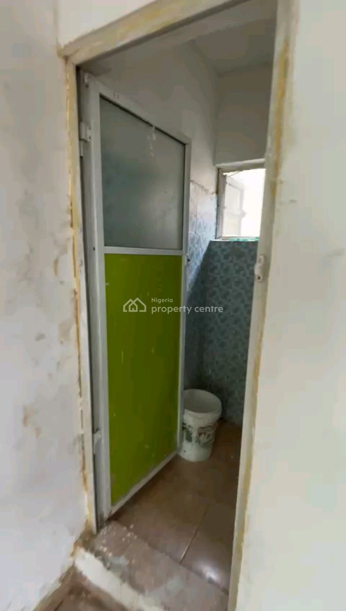 a Relatively New and Decent Room Self Contain, Upstairs, Akoka, Yaba, Lagos, Self Contain (single Rooms) for Rent