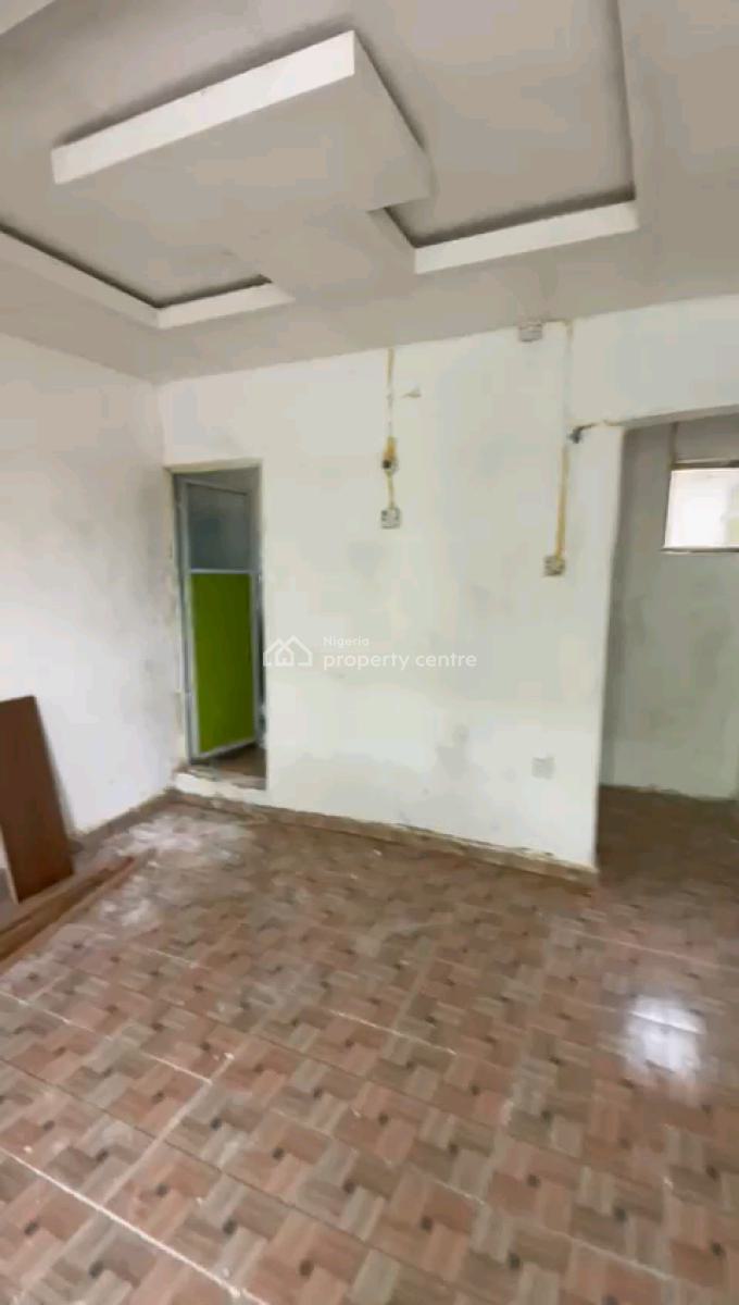 a Relatively New and Decent Room Self Contain, Upstairs, Akoka, Yaba, Lagos, Self Contain (single Rooms) for Rent