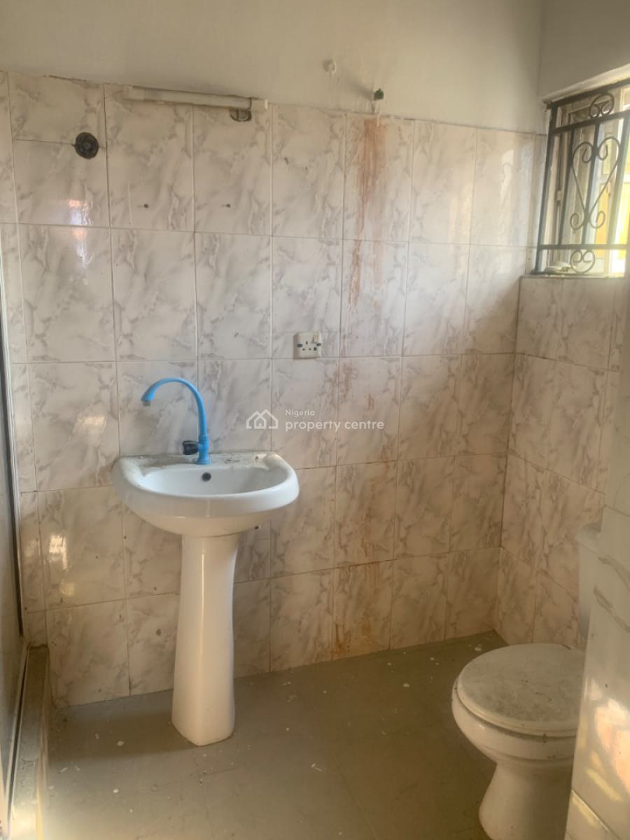 Standard 3 Bedroom Flat, Peacevile, Badore, Ajah, Lagos, Flat / Apartment for Rent