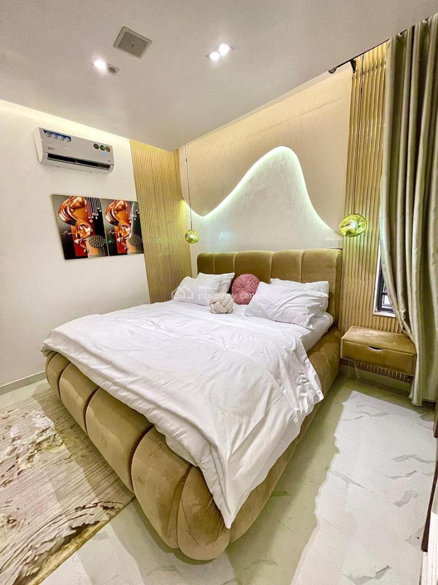 Exquisite Fully Furnished 2 Bedroom Apartment, Lekki Phase 1, Lekki, Lagos, Flat / Apartment Short Let