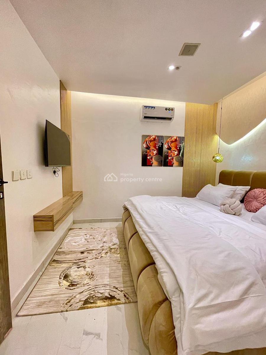Exquisite Fully Furnished 2 Bedroom Apartment, Lekki Phase 1, Lekki, Lagos, Flat / Apartment Short Let
