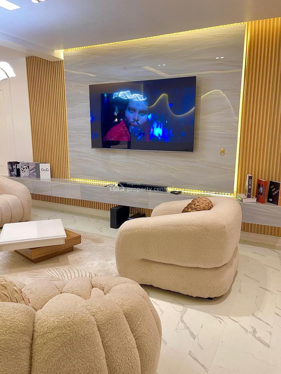 Exquisite Fully Furnished 2 Bedroom Apartment, Lekki Phase 1, Lekki, Lagos, Flat / Apartment Short Let