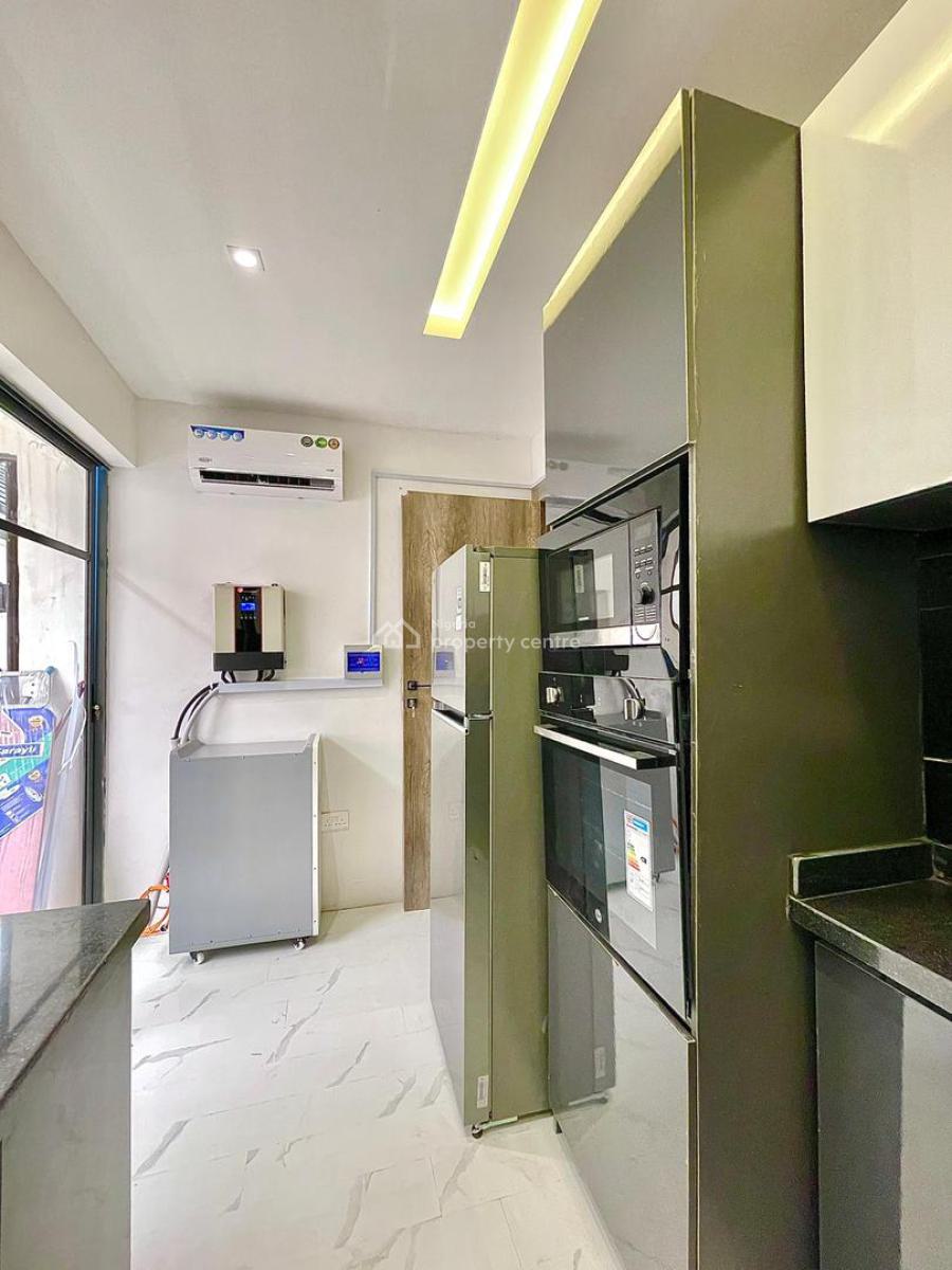 Exquisite Fully Furnished 2 Bedroom Apartment, Lekki Phase 1, Lekki, Lagos, Flat / Apartment Short Let