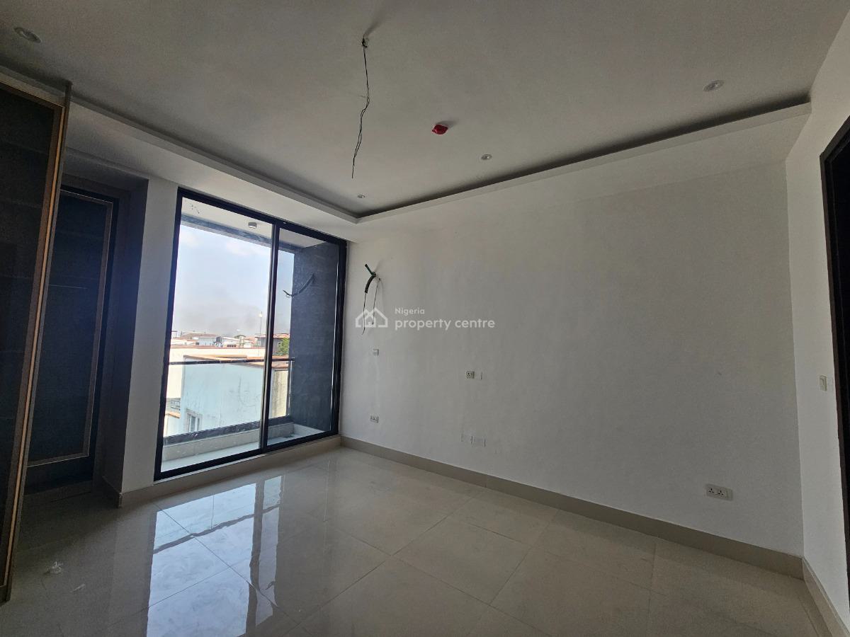 Luxury 3 Bedroom Fully Serviced Pent Apartment in a Gated Community, Off Admiralty Road, Lekki Phase 1, Lekki, Lagos, Flat / Apartment for Sale