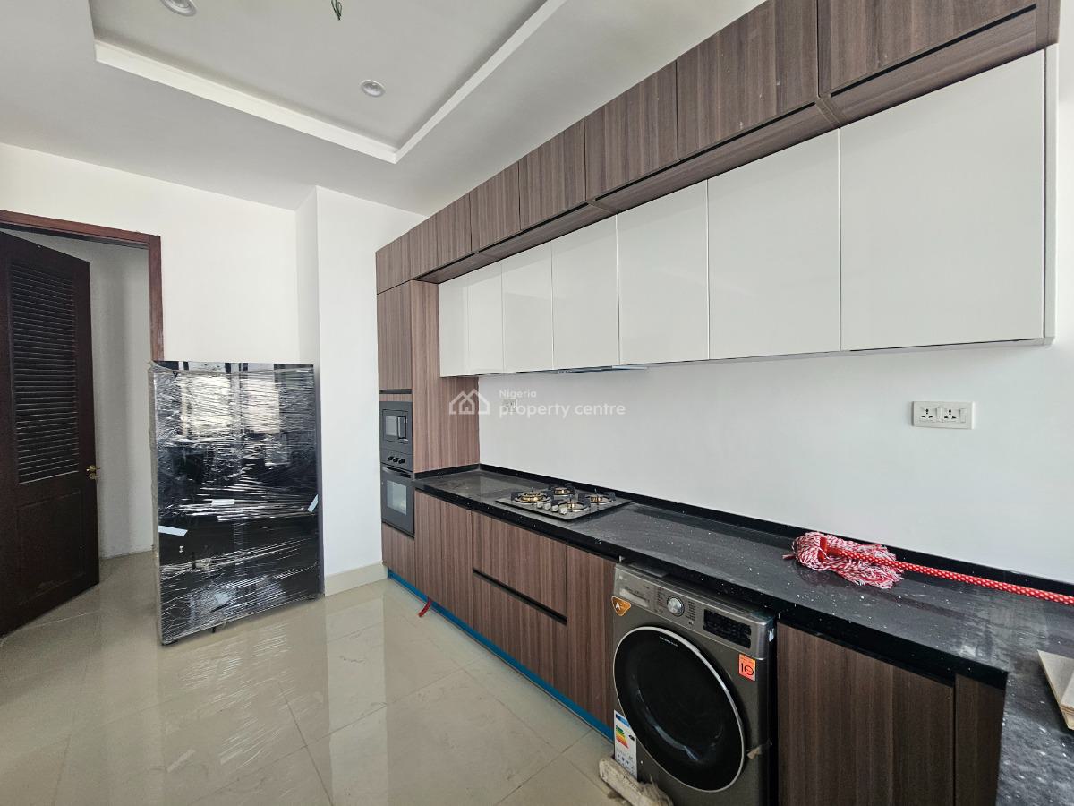 Luxury 3 Bedroom Fully Serviced Pent Apartment in a Gated Community, Off Admiralty Road, Lekki Phase 1, Lekki, Lagos, Flat / Apartment for Sale