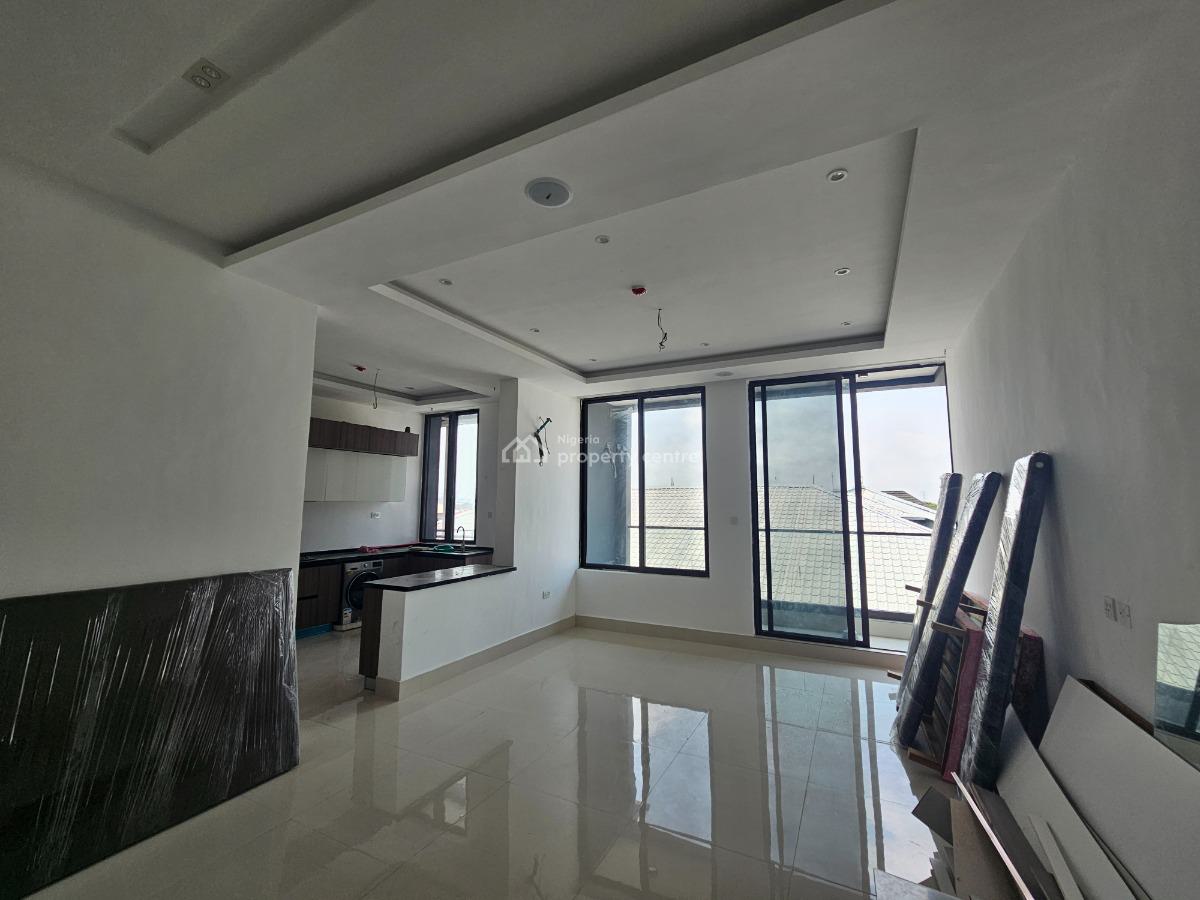 Luxury 3 Bedroom Fully Serviced Pent Apartment in a Gated Community, Off Admiralty Road, Lekki Phase 1, Lekki, Lagos, Flat / Apartment for Sale