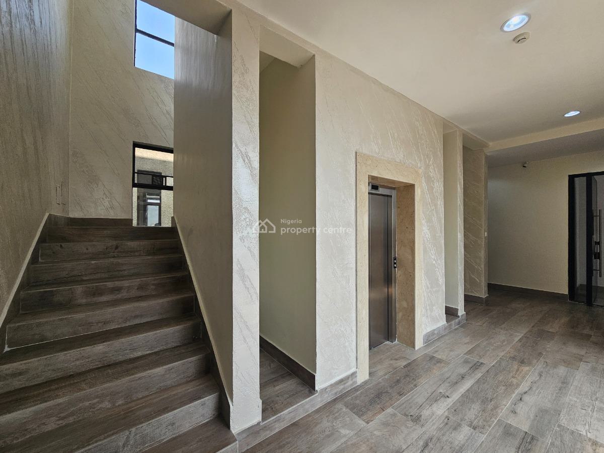 Luxury 3 Bedroom Fully Serviced Pent Apartment in a Gated Community, Off Admiralty Road, Lekki Phase 1, Lekki, Lagos, Flat / Apartment for Sale