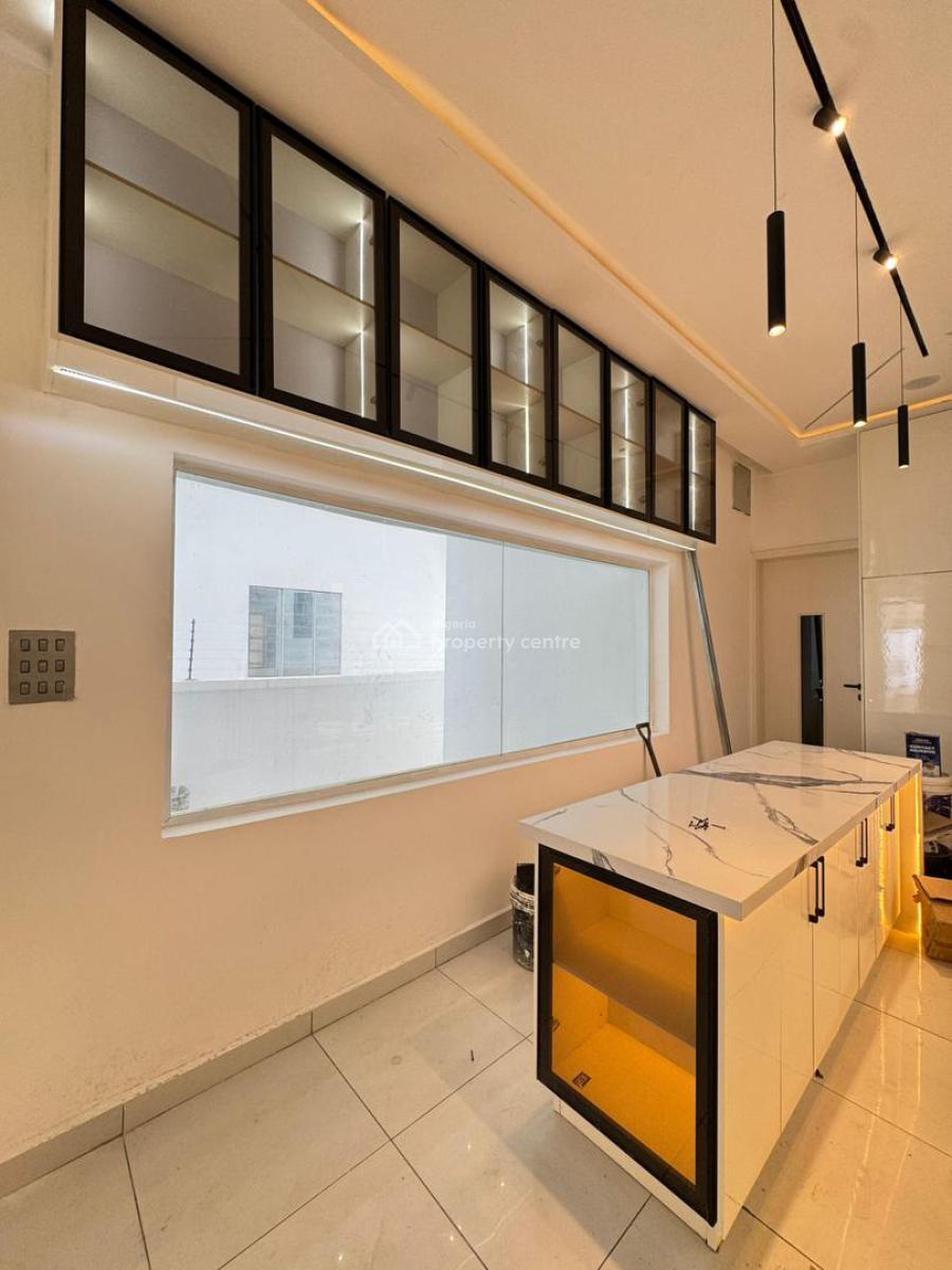 5 Bedroom Fully Detached  Duplex with Bq, Ologolo, Lekki, Lagos, Detached Duplex for Sale