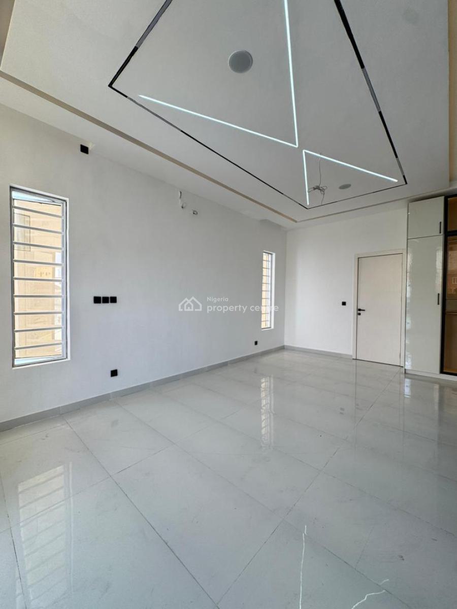 5 Bedroom Fully Detached  Duplex with Bq, Ologolo, Lekki, Lagos, Detached Duplex for Sale