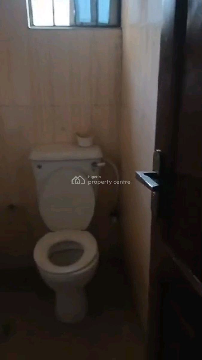 Standard 3 Bedroom Flat, Alamutu Estate, Fagba, Ogba, Ikeja, Lagos, Flat / Apartment for Rent