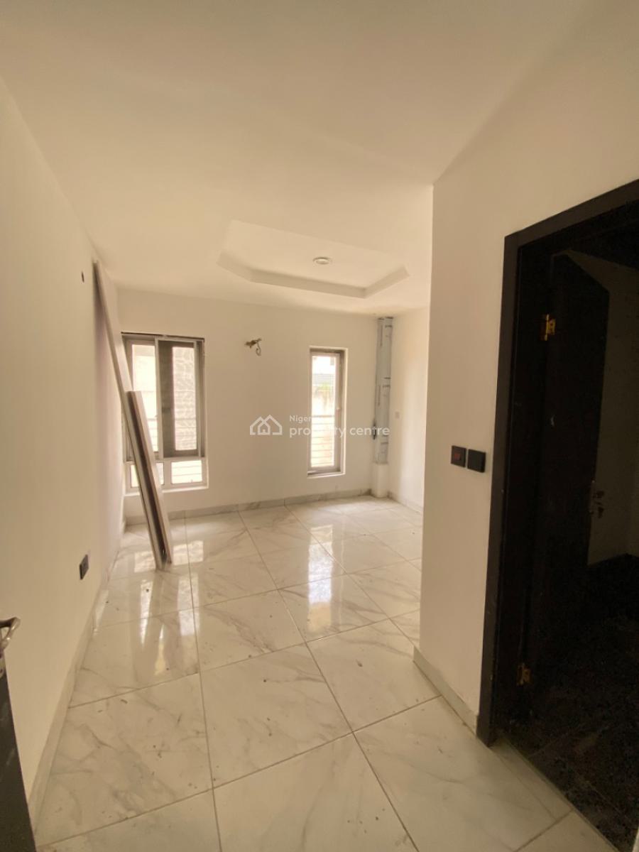 4 Bedroom Terrace Duplex Available, Lekki Phase 1, Lekki, Lagos, Terraced Duplex for Sale