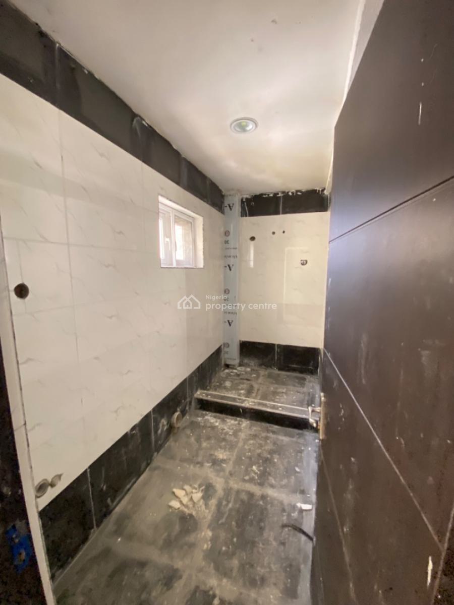 4 Bedroom Terrace Duplex Available, Lekki Phase 1, Lekki, Lagos, Terraced Duplex for Sale