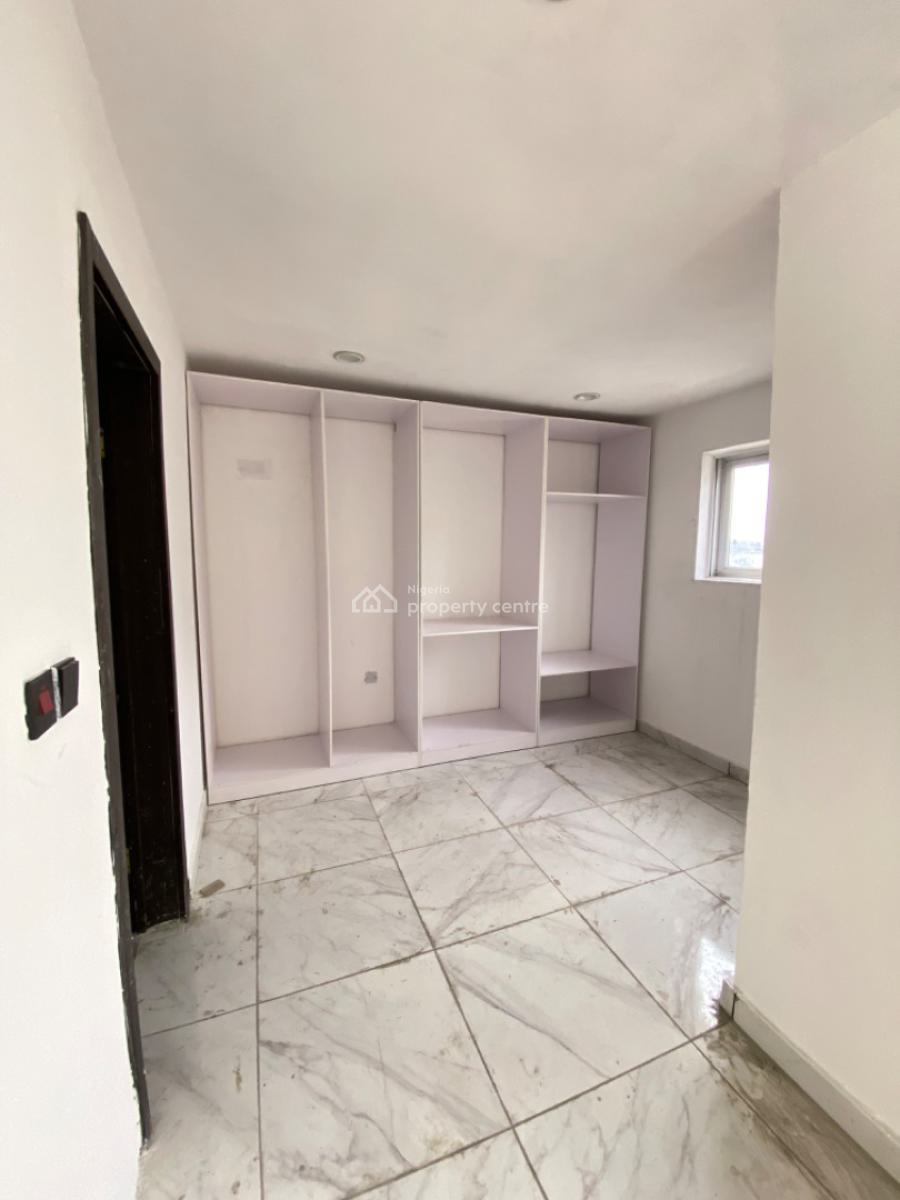 4 Bedroom Terrace Duplex Available, Lekki Phase 1, Lekki, Lagos, Terraced Duplex for Sale