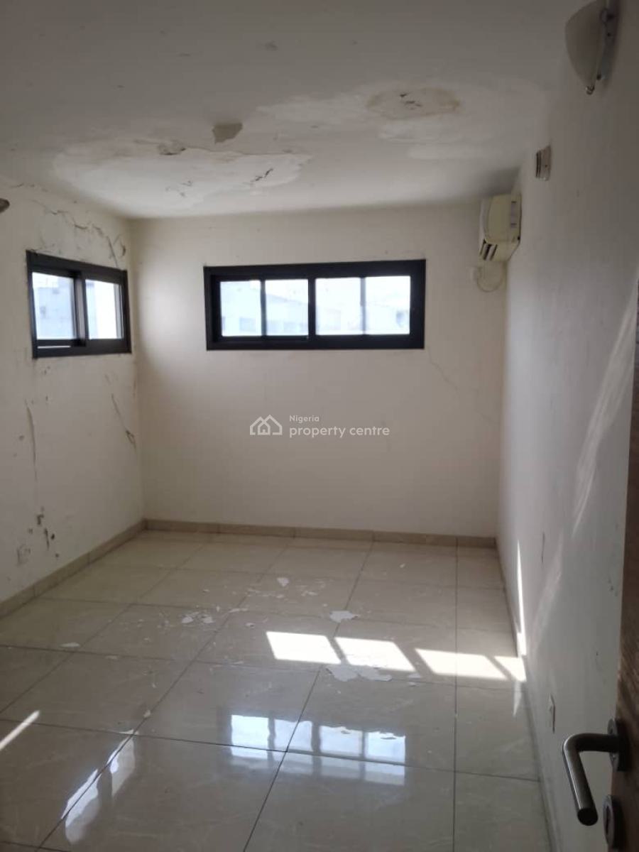Waterfront 24 Room Property (all Rooms Ensuite) Sitting on 1400sqm, Victoria Island (vi), Lagos, Detached Duplex for Rent