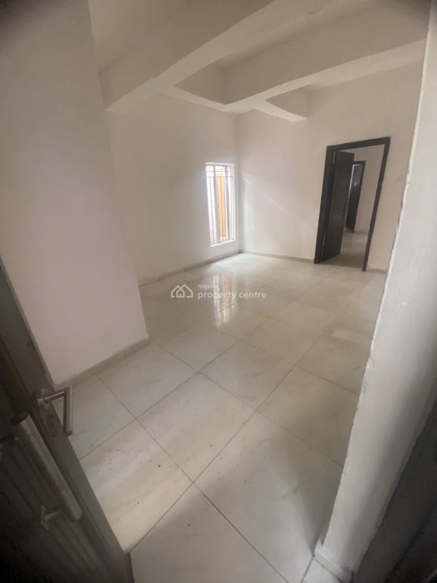 Very Classic Mini Flat with Personal Court Yard, Lekki, Lekki, Lagos, Mini Flat (room and Parlour) for Rent