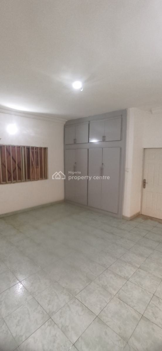 Clean 2 Bedrooms Apartment with Bq, Wuse 2, Abuja, Flat / Apartment for Rent