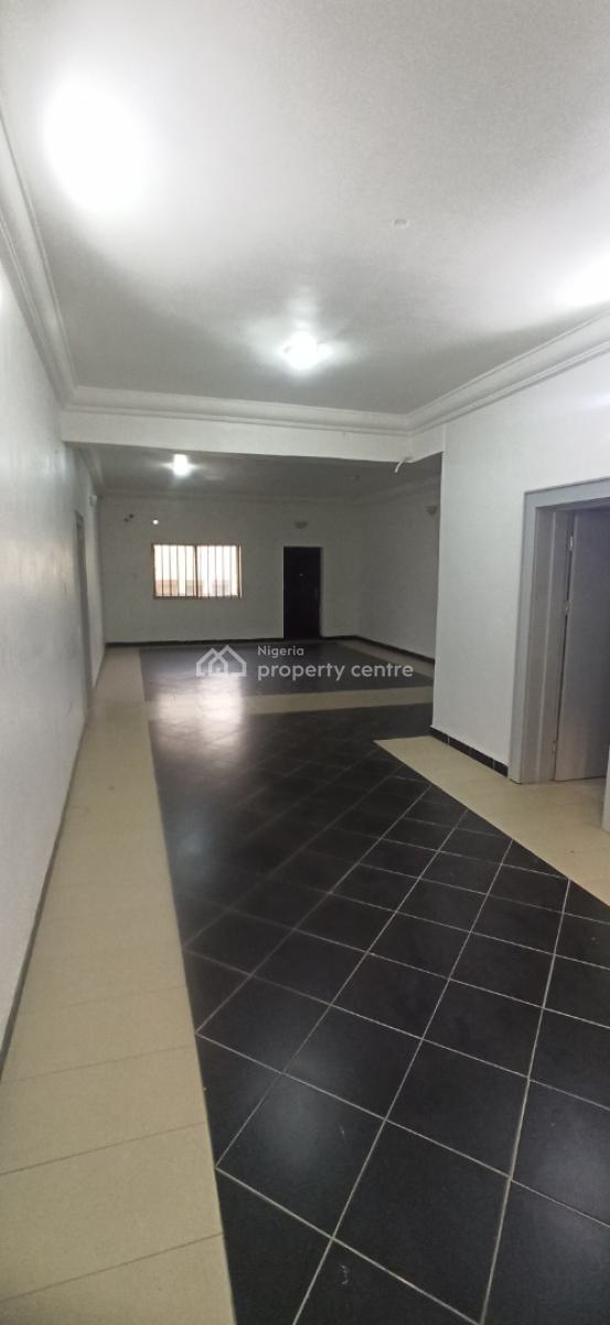 Clean 2 Bedrooms Apartment with Bq, Wuse 2, Abuja, Flat / Apartment for Rent