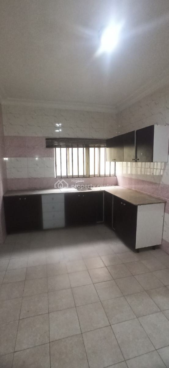 Clean 2 Bedrooms Apartment with Bq, Wuse 2, Abuja, Flat / Apartment for Rent