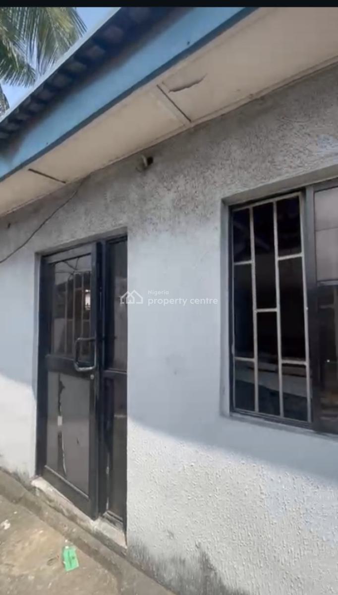 a Detached Commercial Bungalow with 60sqm Office Space, Surulere, Lagos, Office Space for Rent