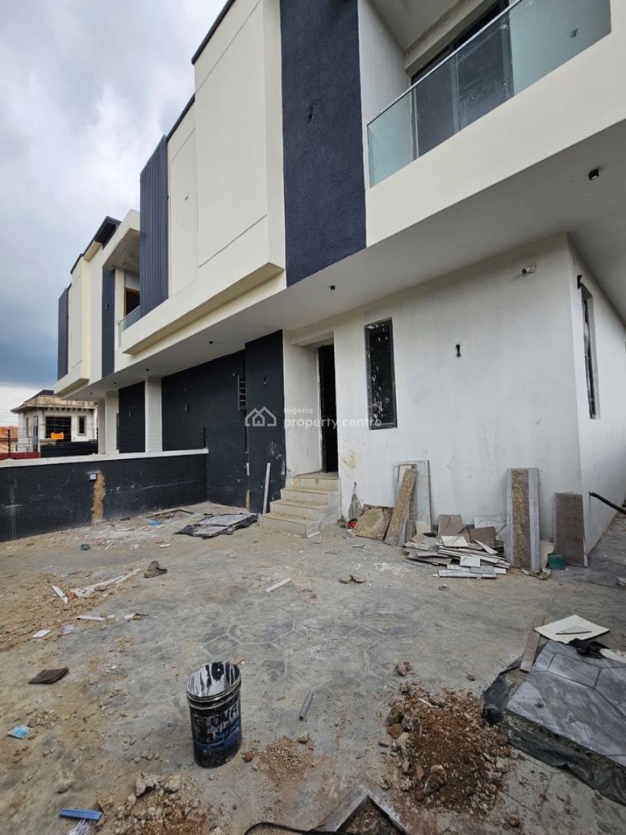 4 Bedroom Semi Detached Duplex with Bq, Magodo, Lagos, Semi-detached Duplex for Sale