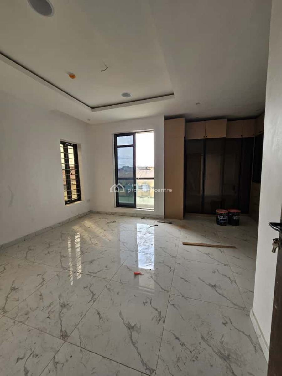 4 Bedroom Semi Detached Duplex with Bq, Magodo, Lagos, Semi-detached Duplex for Sale