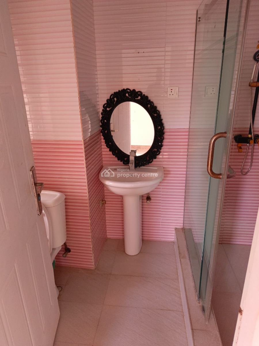 Clean Serviced 3 Bedroom Flat with Bq in a Serene Environment, By Gilmor Tarred Road, Jahi, Abuja, Flat / Apartment for Rent