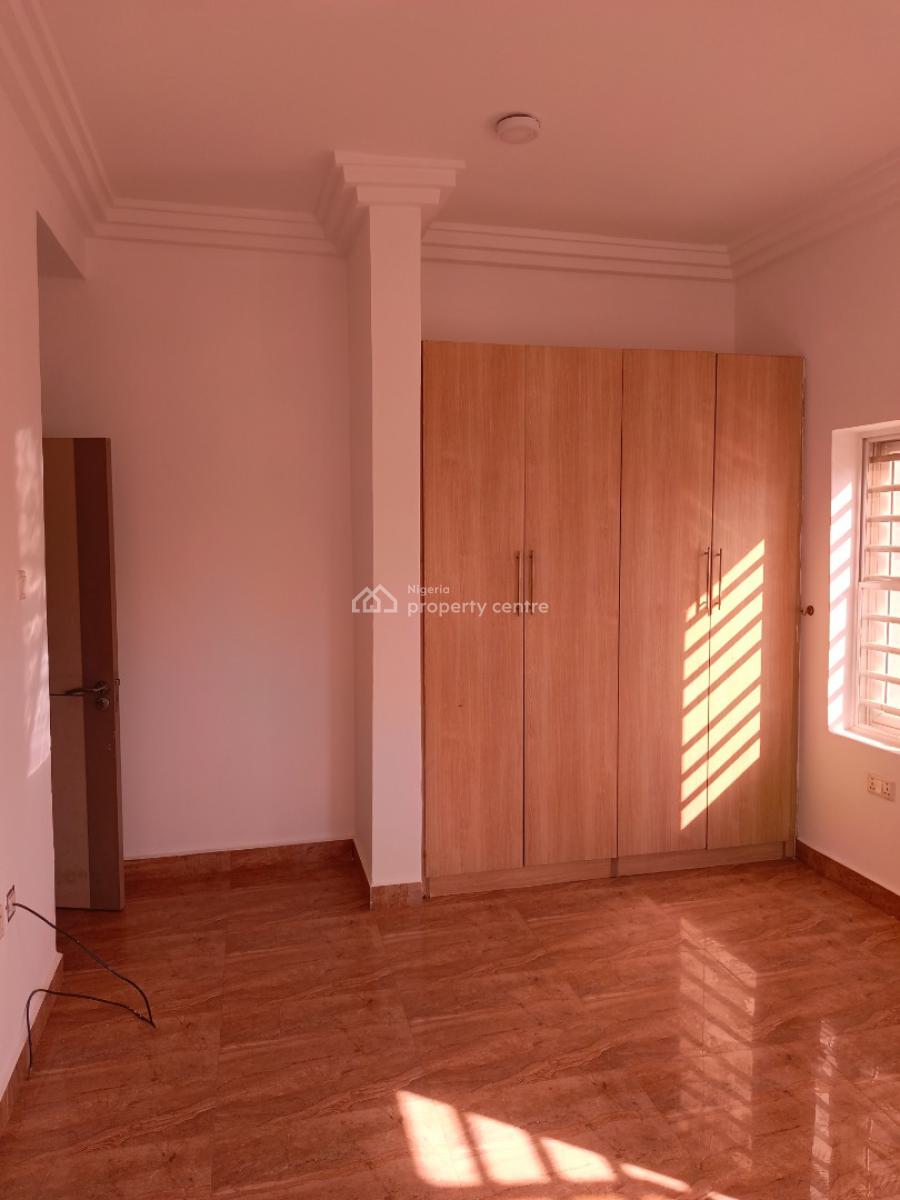 Clean Serviced 3 Bedroom Flat with Bq in a Serene Environment, By Gilmor Tarred Road, Jahi, Abuja, Flat / Apartment for Rent