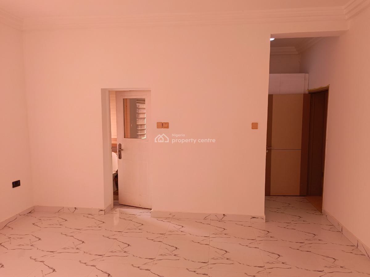 Clean Serviced 3 Bedroom Flat with Bq in a Serene Environment, By Gilmor Tarred Road, Jahi, Abuja, Flat / Apartment for Rent