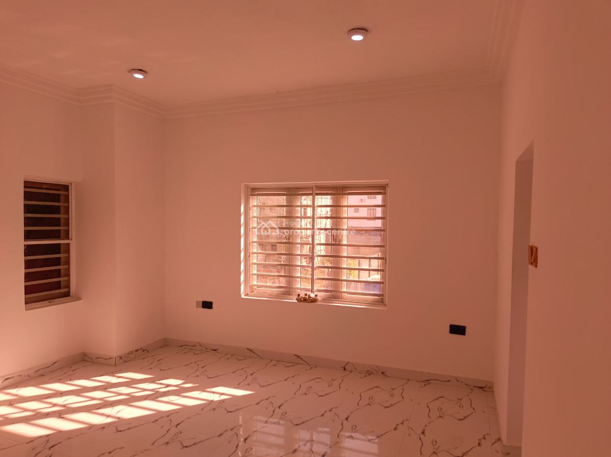 Clean Serviced 3 Bedroom Flat with Bq in a Serene Environment, By Gilmor Tarred Road, Jahi, Abuja, Flat / Apartment for Rent