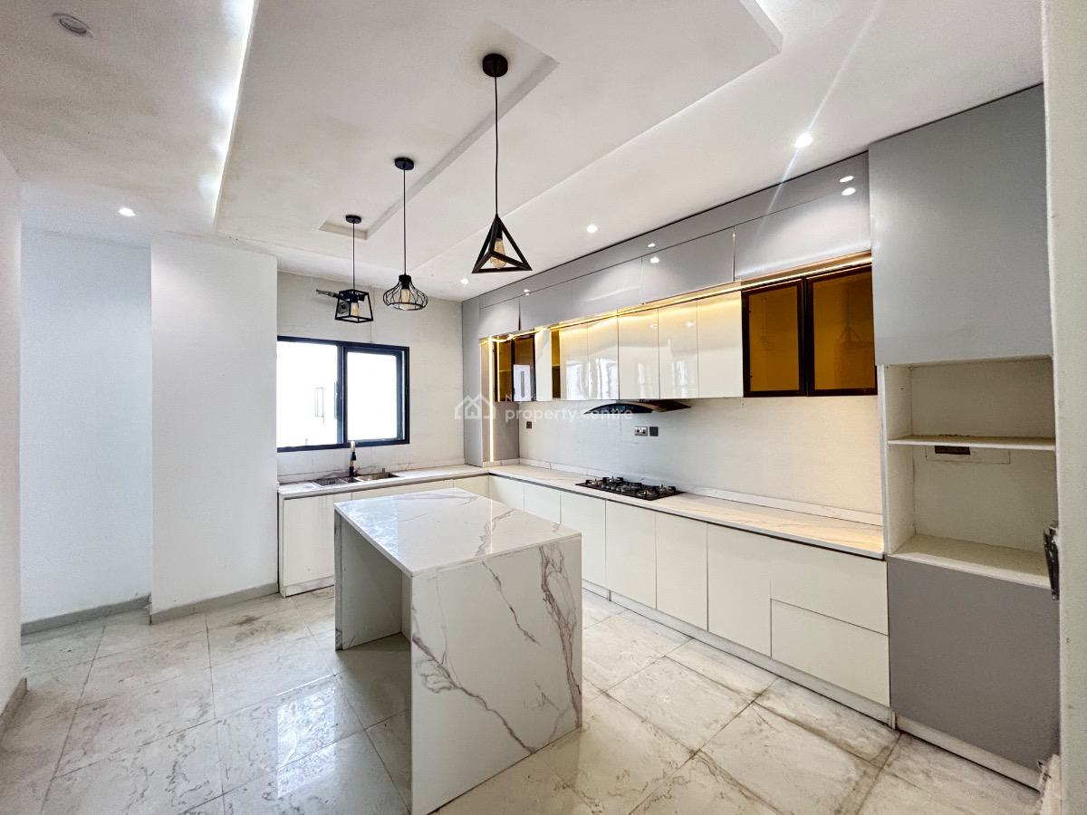 Opulent 4 Bedroom Terraced Duplex with Bq, Lekki, Lagos, Terraced Duplex for Sale