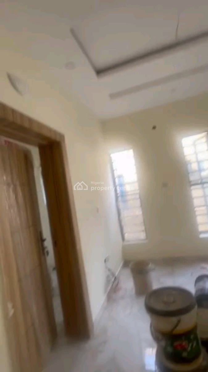 Standard and Spacious Miniflat, Makoko, Yaba, Lagos, Mini Flat (room and Parlour) for Rent