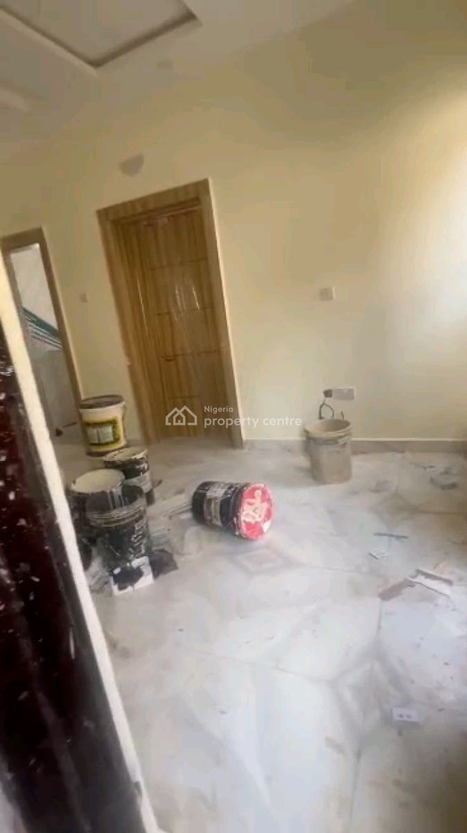 Standard and Spacious Miniflat, Makoko, Yaba, Lagos, Mini Flat (room and Parlour) for Rent